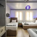 Hotel Taksim Alya 5*