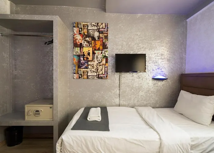 Szálloda Taksim Alya 5*
